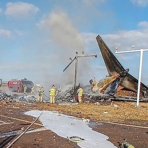 韓國(guó)客機(jī)爆炸確認(rèn)179人遇難